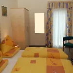 Pensión Gaestehaus Golker