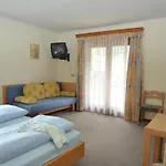 Gaestehaus Golker Pensión Bad Gastein
