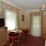 Gaestehaus Golker 2*