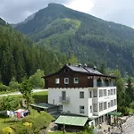 Gaestehaus Golker 2*