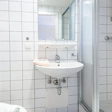 Gasthuis Gaestehaus Golker